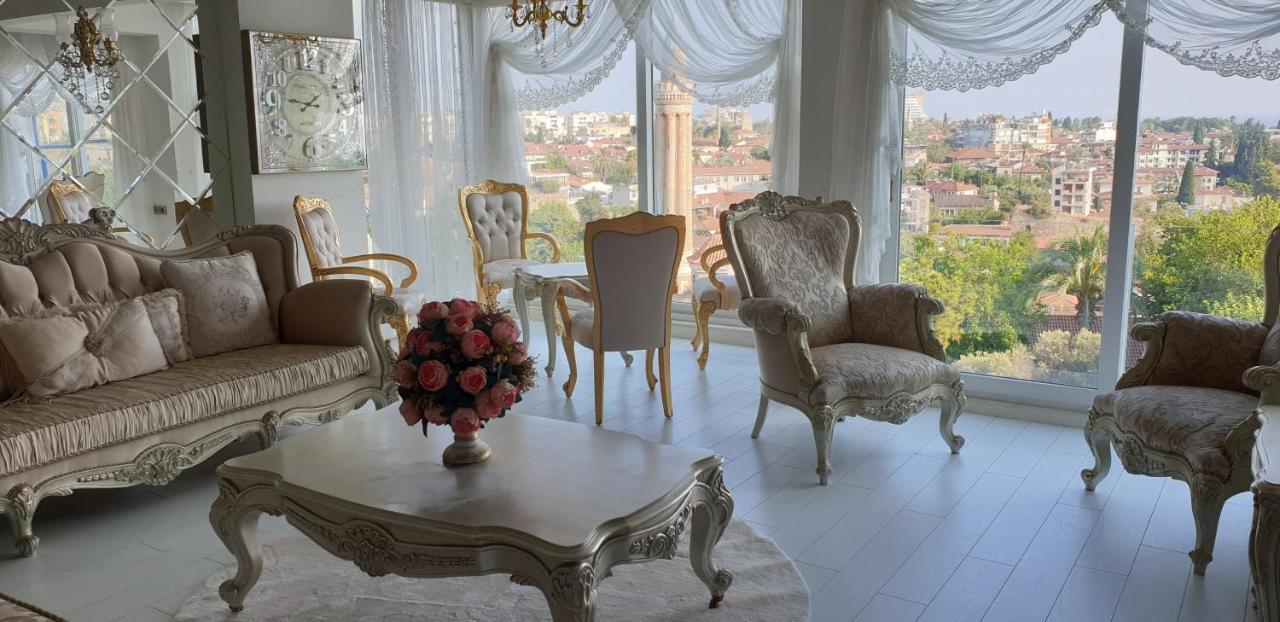 Antalya’da Muhteşem Manzaralı Superlüks Daire Antalya